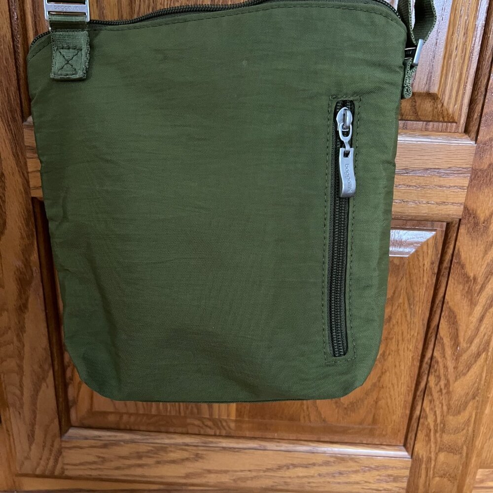 BAGGALLINI - Modern Pocket Crossbody - Green with Pink Interior  - VGUC - Picture 15 of 16